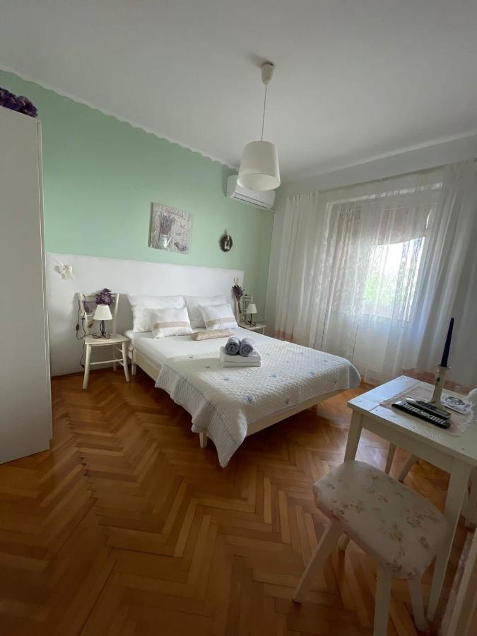 Apartmani Zorica Rab Town Exterior foto